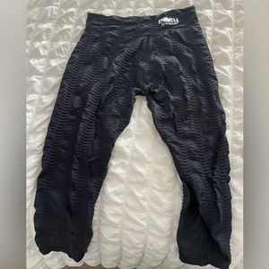 Black BootyByBrabants Cropped Leggings